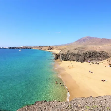 Pachamama House Playa Blanca Будинок відпочинку Плайя-Бланка